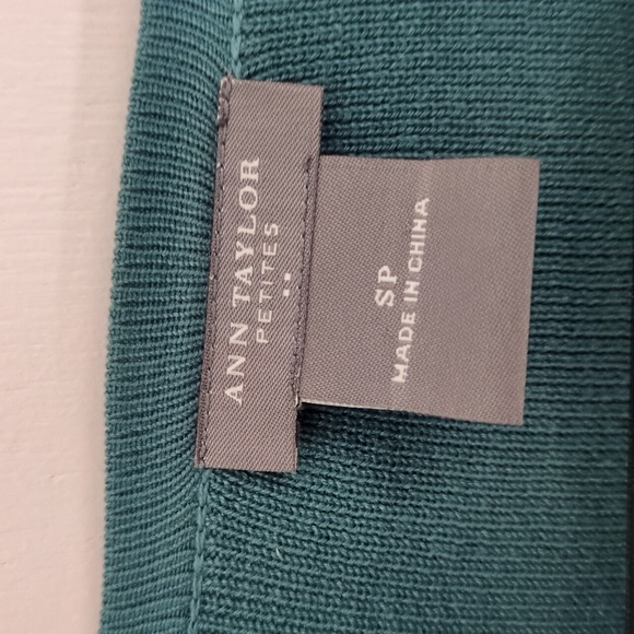 Cute Teal Cardigan - Picture 3 of 5